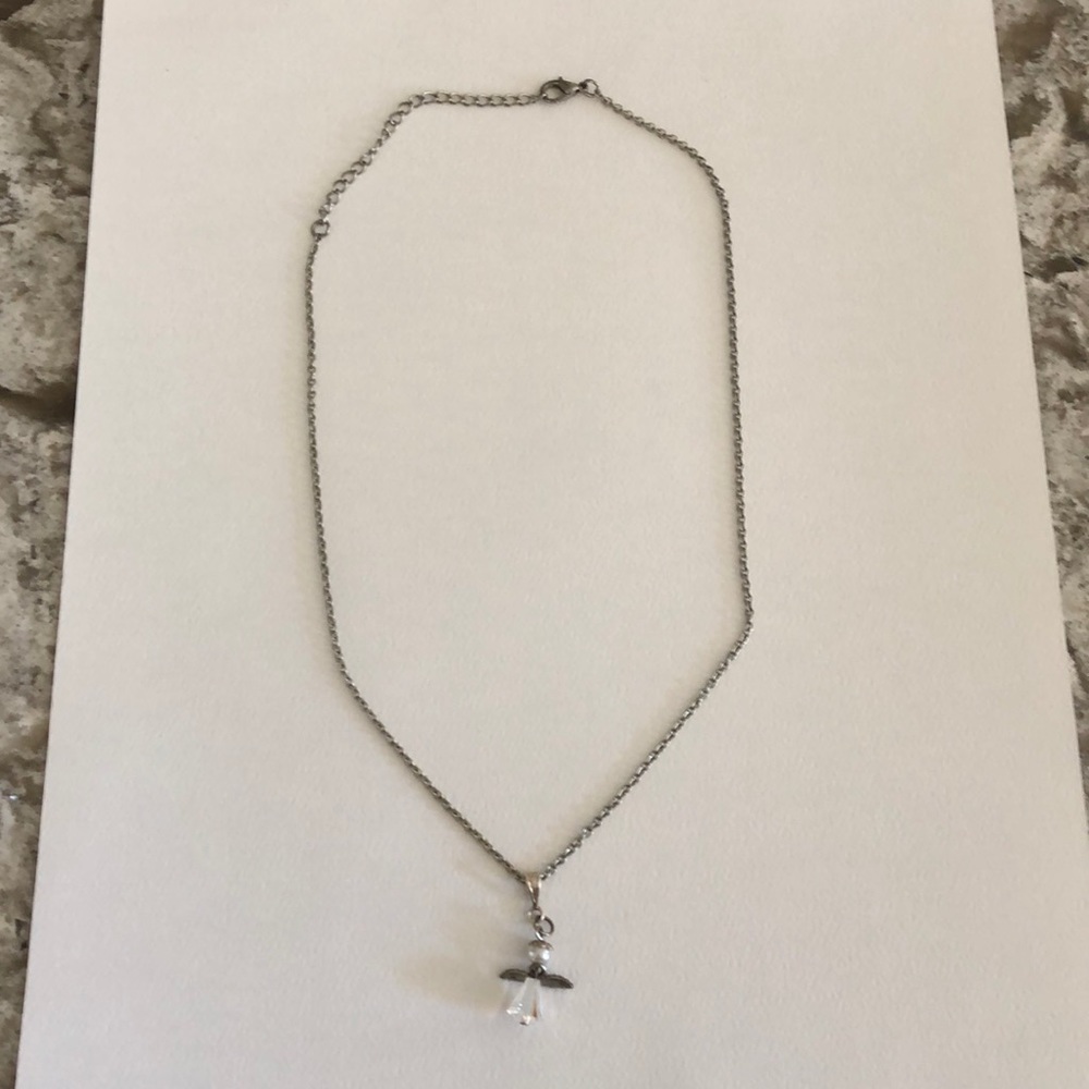 Angel pendant necklace